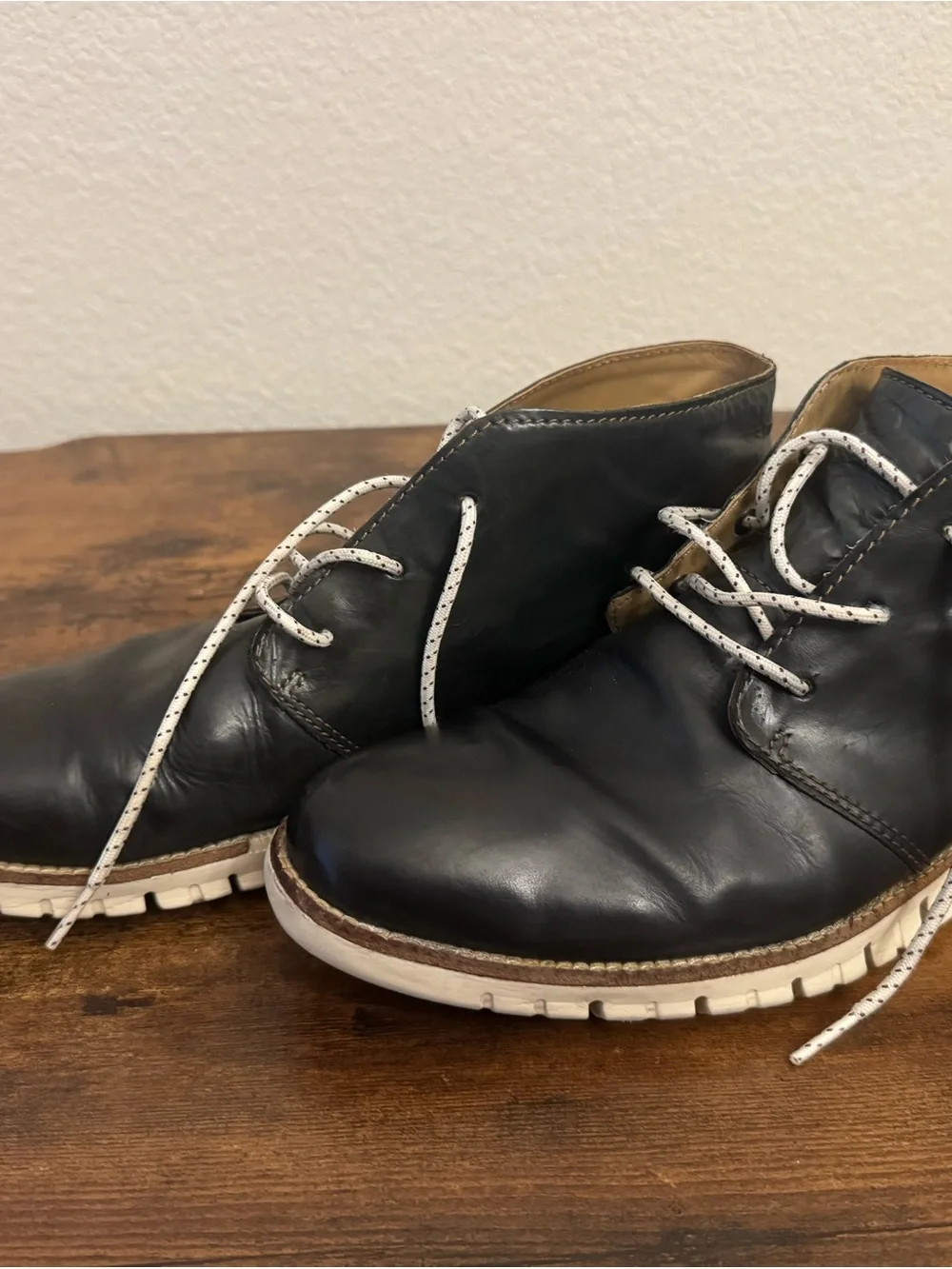 Cole Haan Black Leather Men’s Chukka Boots with White Laces